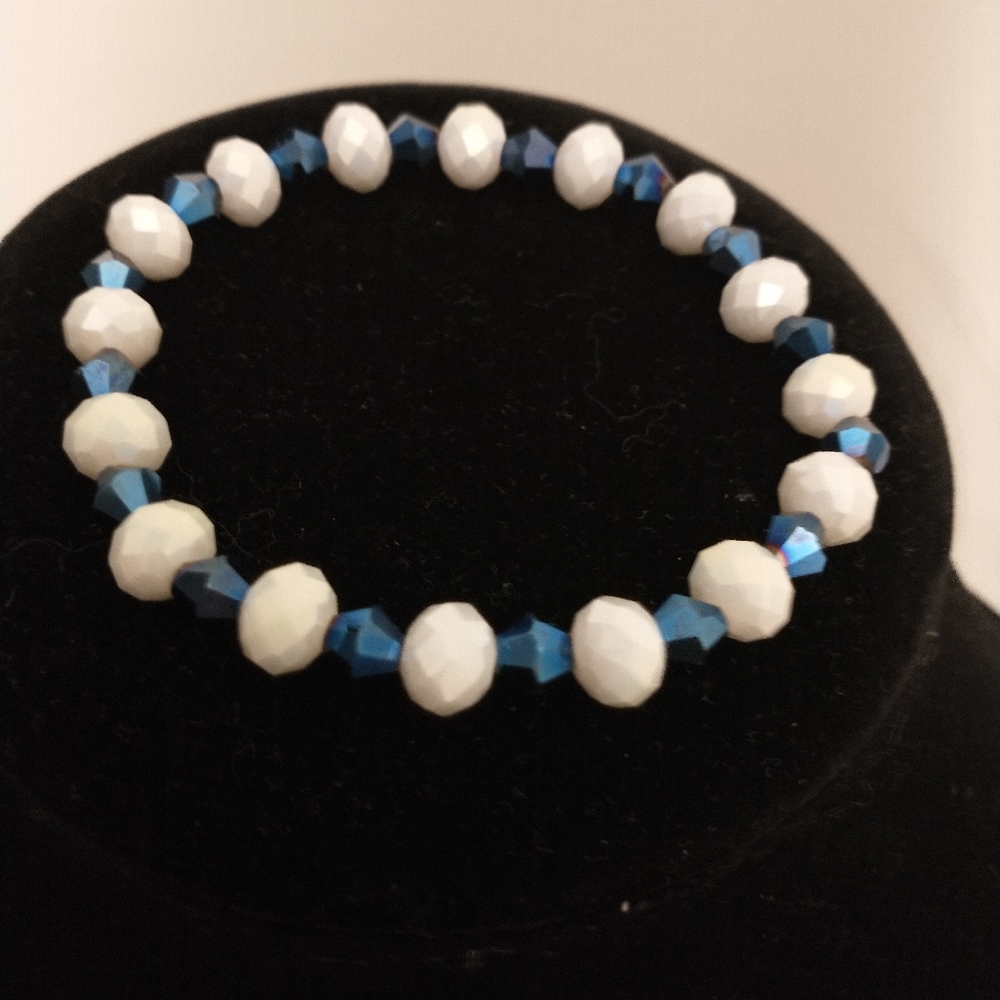 Bracelet - Picture 4 of 5